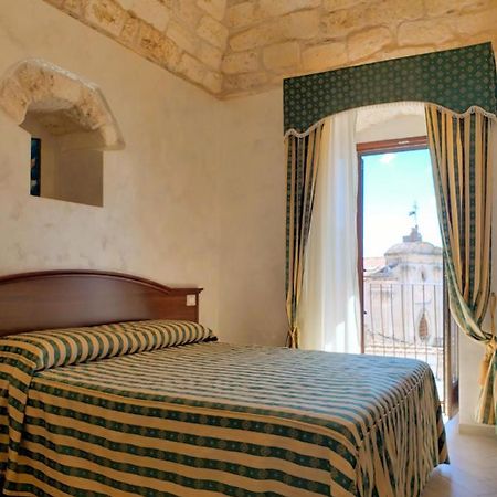 Rooms Dimora Arco - Affitti Brevi Italia มอนเต ซานตานเจโล ภายนอก รูปภาพ