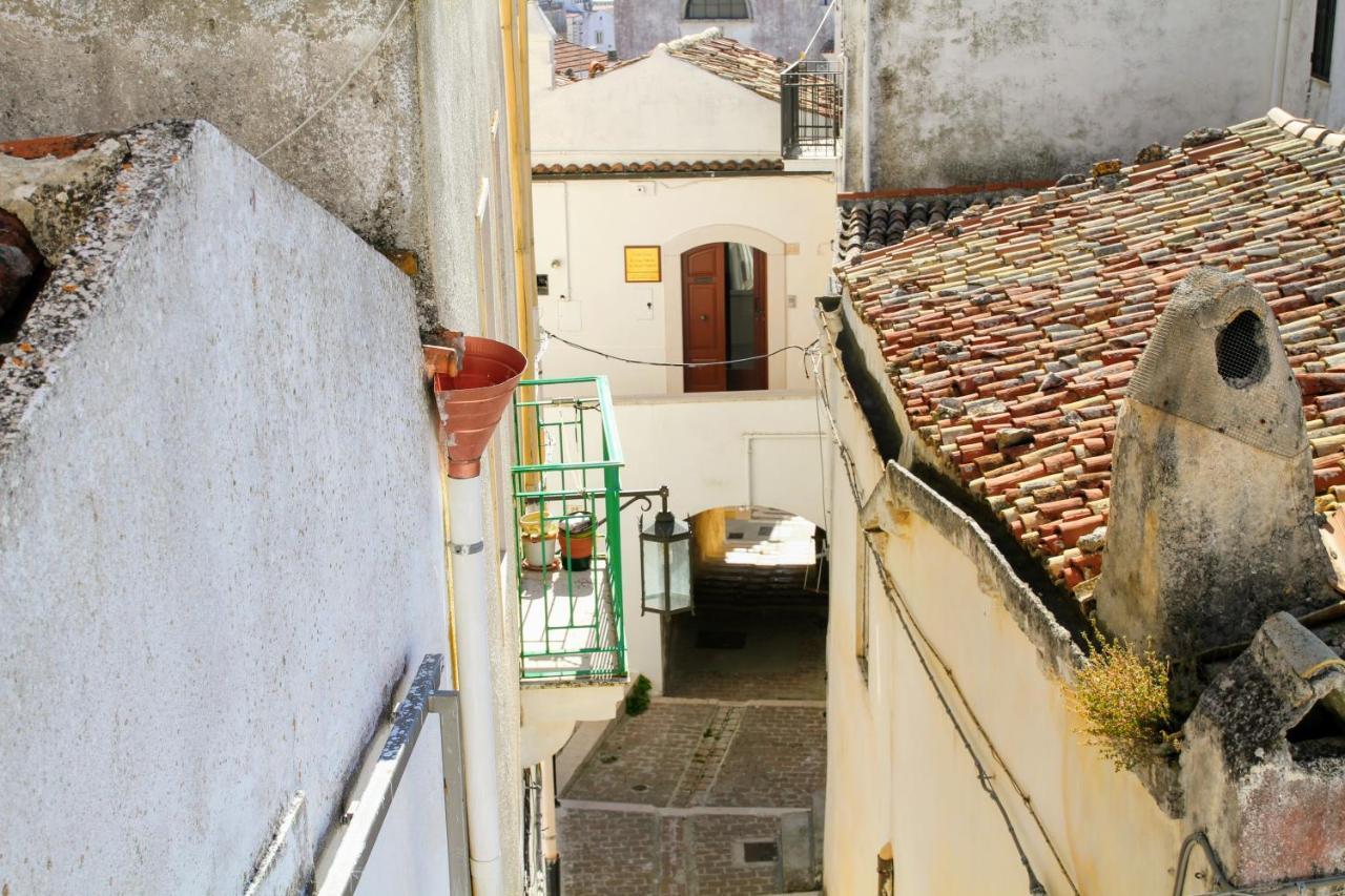 Rooms Dimora Arco - Affitti Brevi Italia มอนเต ซานตานเจโล ภายนอก รูปภาพ