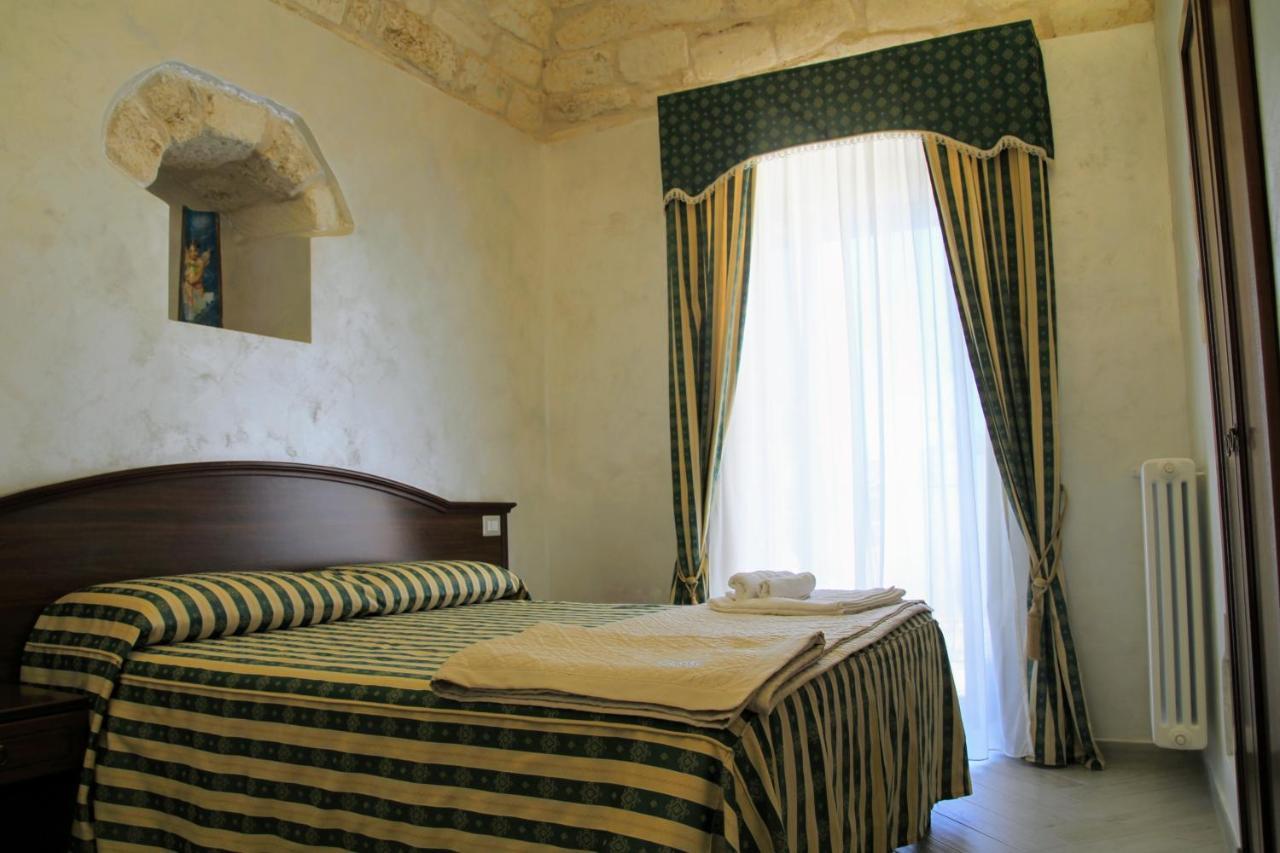 Rooms Dimora Arco - Affitti Brevi Italia มอนเต ซานตานเจโล ภายนอก รูปภาพ