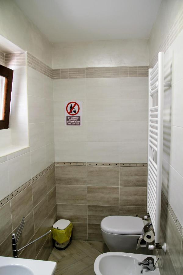Rooms Dimora Arco - Affitti Brevi Italia มอนเต ซานตานเจโล ภายนอก รูปภาพ
