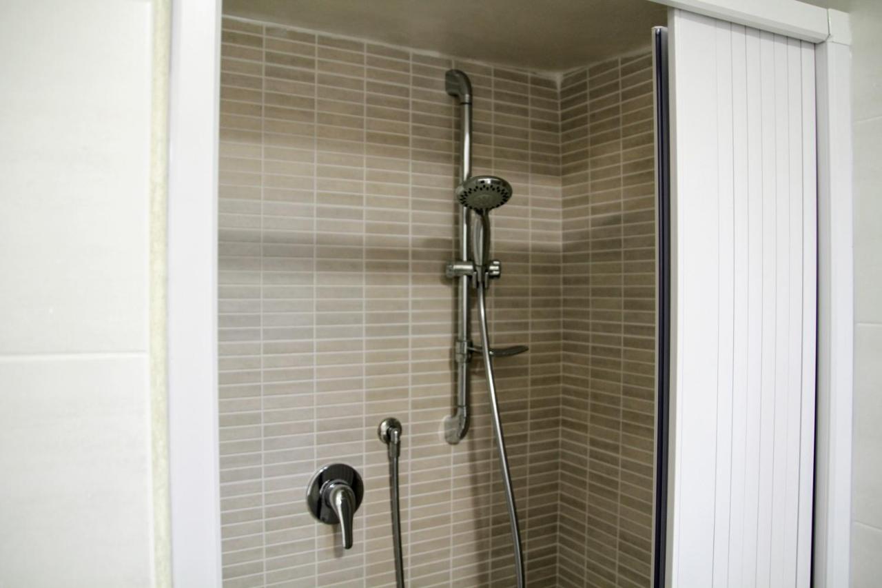 Rooms Dimora Arco - Affitti Brevi Italia มอนเต ซานตานเจโล ภายนอก รูปภาพ